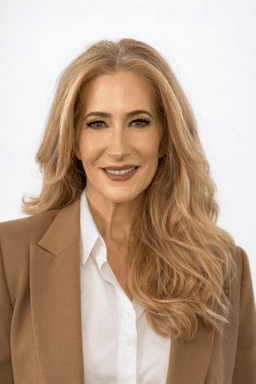 Professional headshot of Julie Huppé